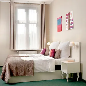 Leone Apartmanhotel